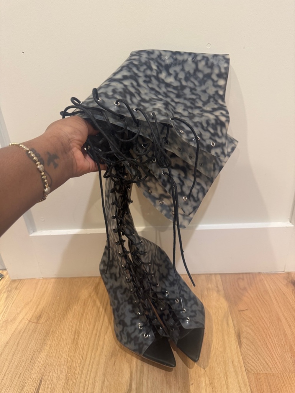 Lace-Up Peep-Toe High Boots in Gray Pattern